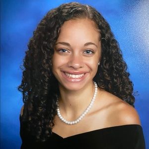 Meet your Posher, Briana